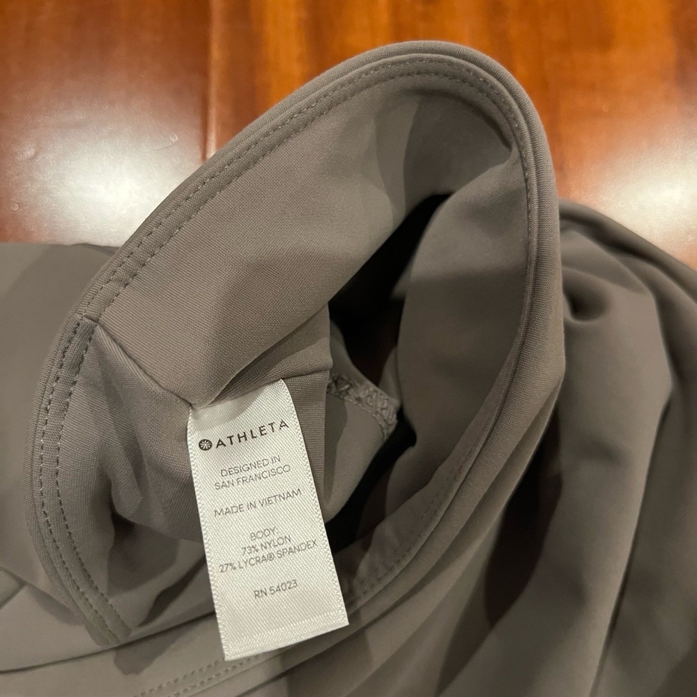 Athleta Leggings Zip Pocket Taupe Gray Pants Slim Fit Thicker Stretch Medium‎ - Picture 4 of 8